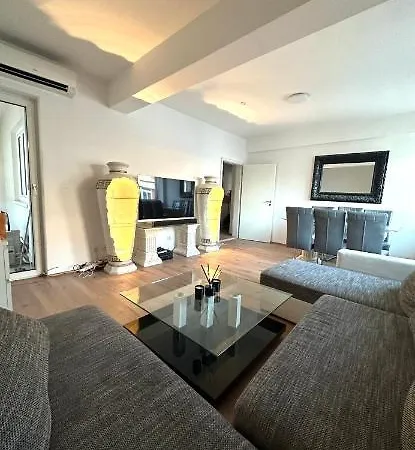3 Bed Luxury High End 5 Min Walk To Oktoberfest Appartement